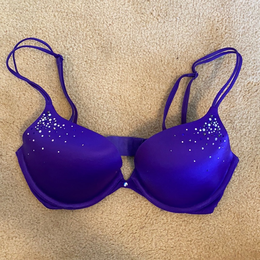 Victoria’s Secret very sexy push up bra